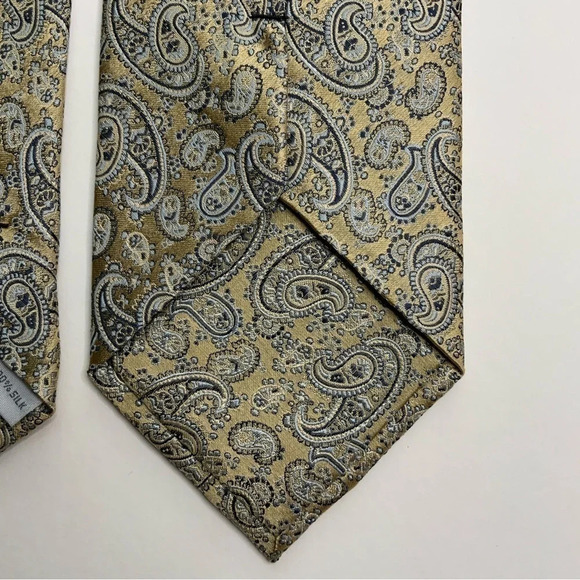 BURMA BIBAS Gold Paisley Woven Silk Tie - Picture 7 of 11